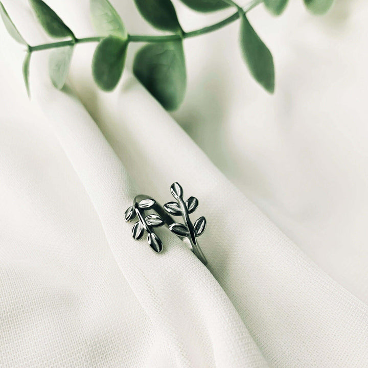 Flourish Ring
