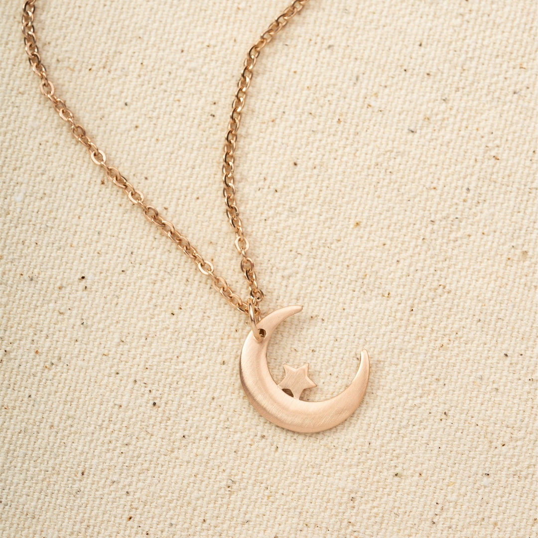 ZUDO-Nilo-Haq-star-and-moon