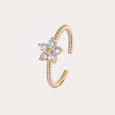 ZUDO Crystal Floral Ring