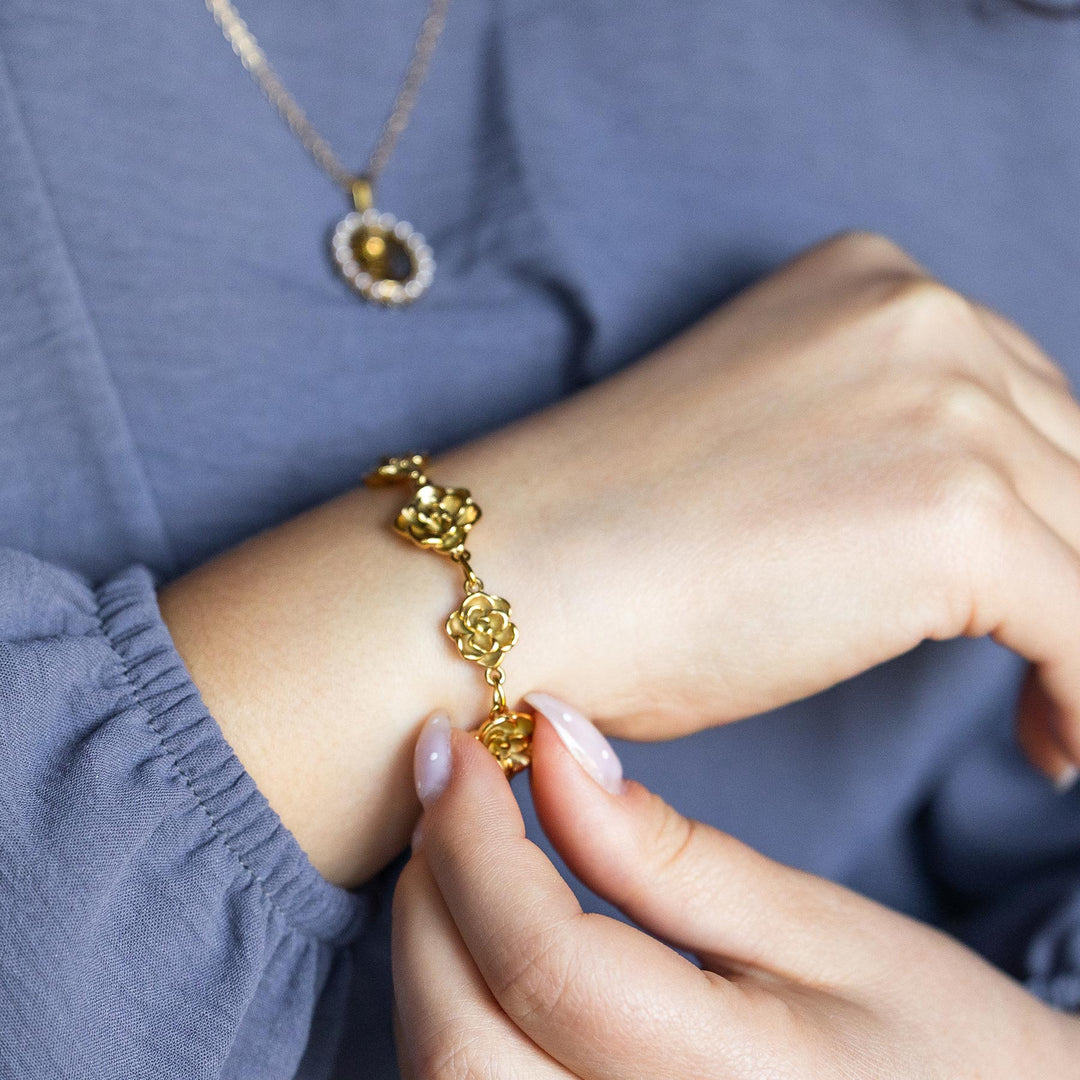 Rose Bracelet