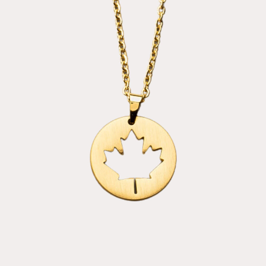 ZUDOCanadaMapleLeafNecklace-18KGold_1