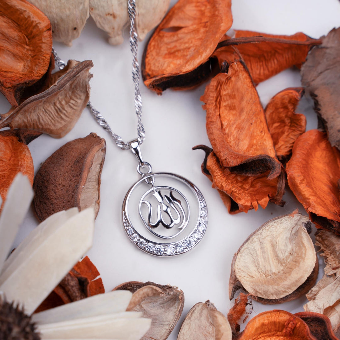ZUDO-Allah-Crystal-Necklace-silver-flatlay_1