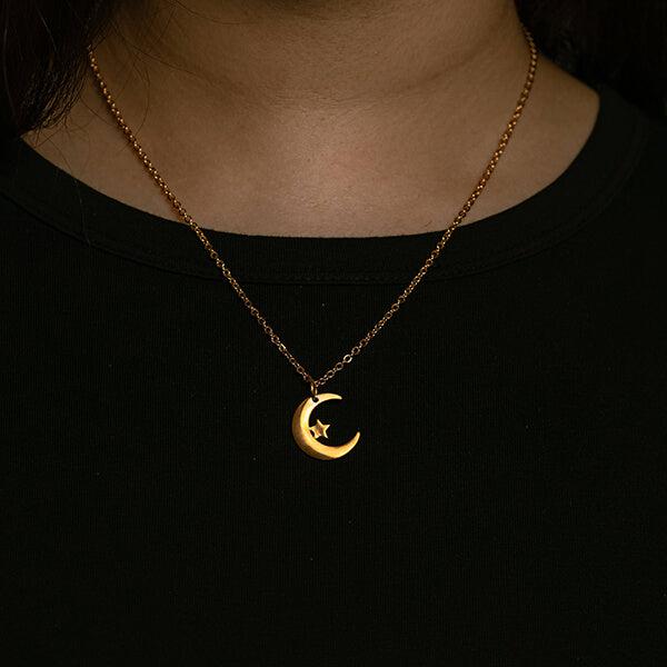 Crescent Moon and Star Necklace – ZUDO